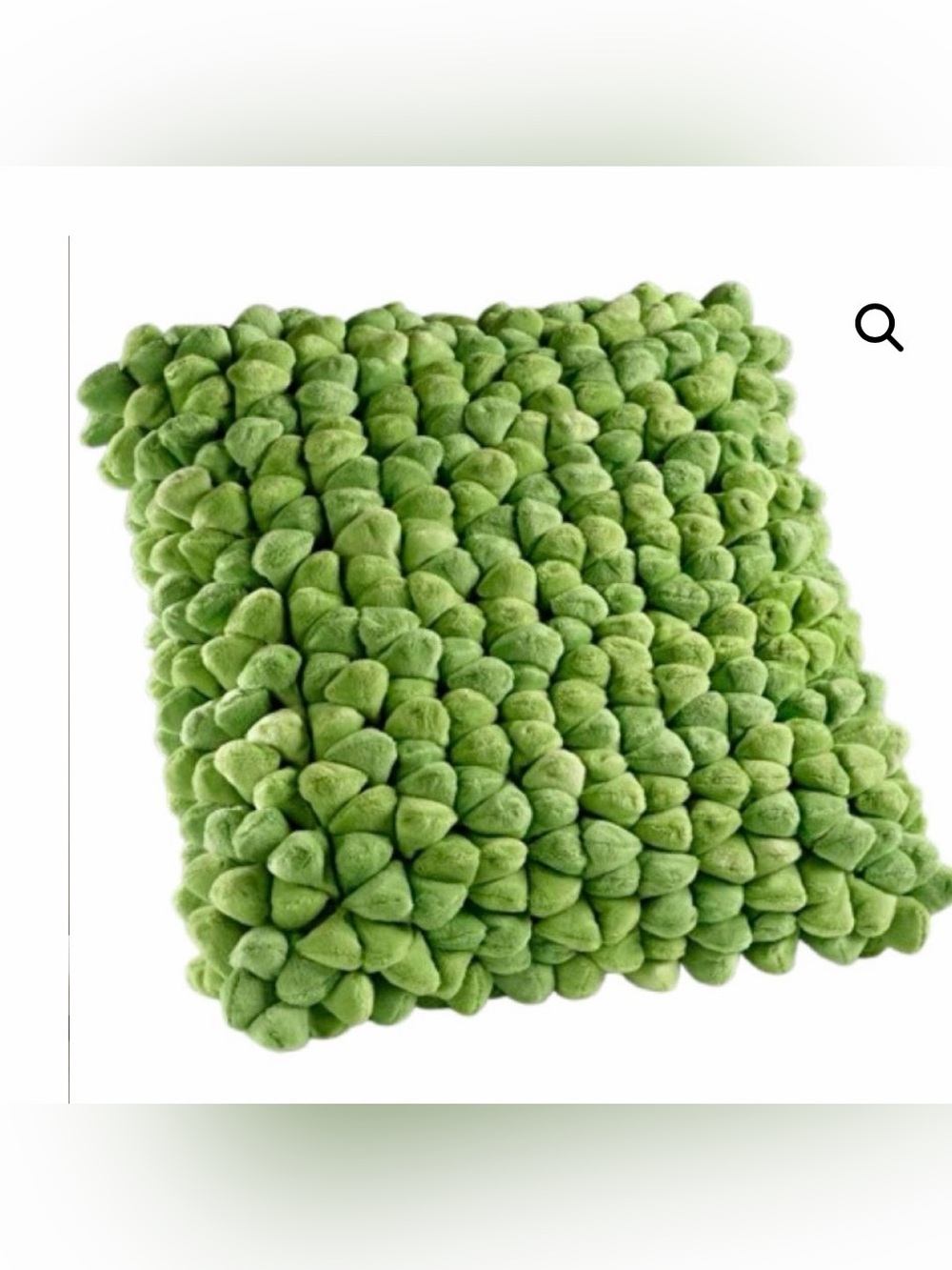 Set of 2 Like new Dream weavers pebble cushion pillow. Lizard green 3D